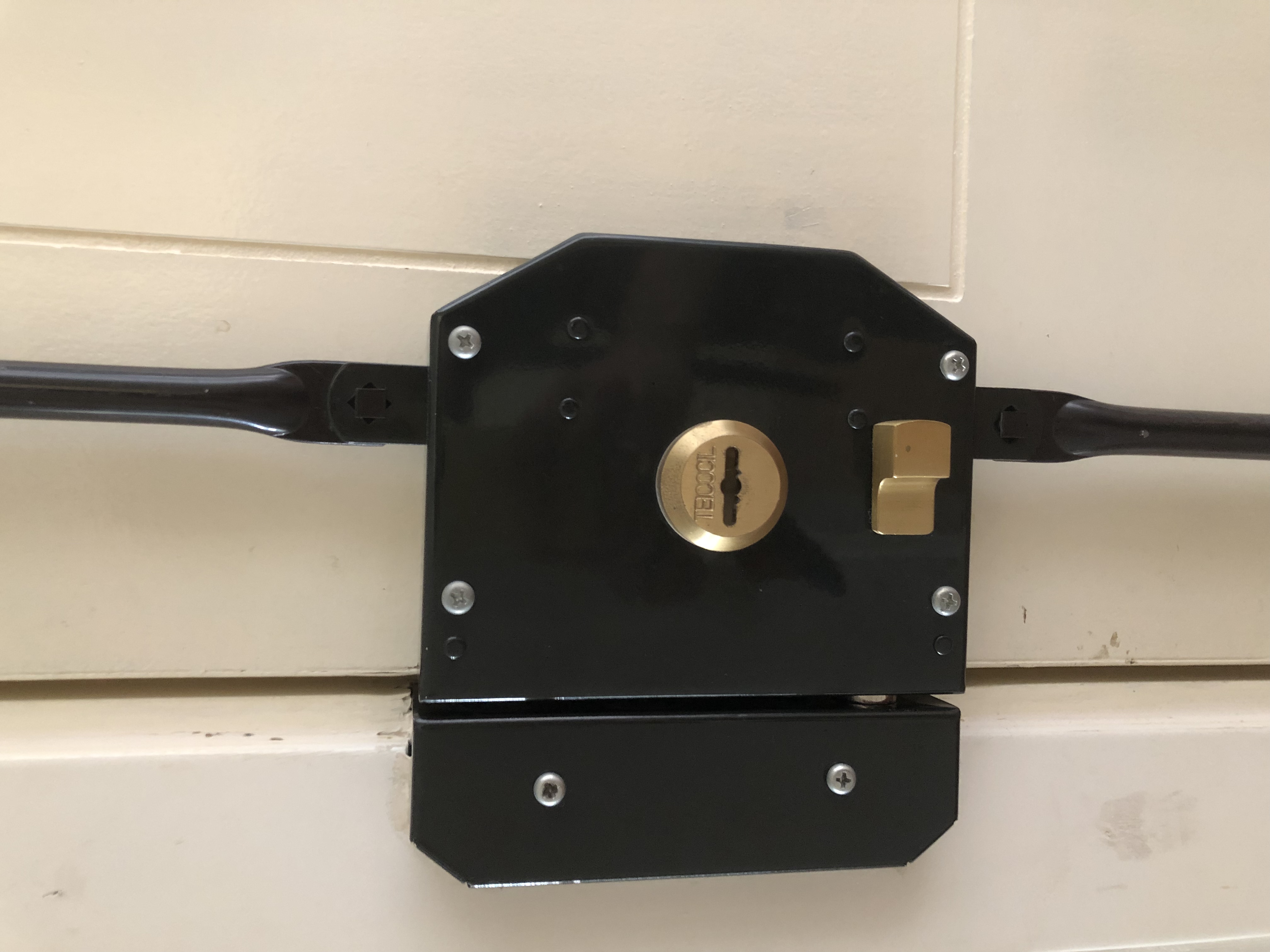 DIY: Troque o Miolo da Sua Fechadura em 5 Passos Simples