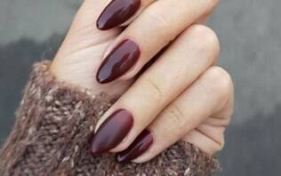 ideias de unhas amendoadas simples para inspiração