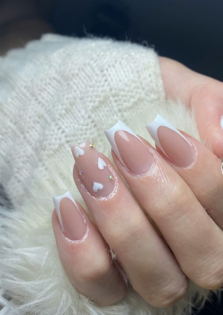 5 ideias de títulos:
1. Unhas de Noiva 2026: As Tendências Mais Deslumbrantes para o Seu Grande Dia.
2. Do Clássico ao Moderno: Guia Completo de Unhas para Casamento em 2026.
3. Madrinhas e Convidadas: Cores e Estilos de Unhas que Vão Arrasar em 2026.
4. Baby Boomer