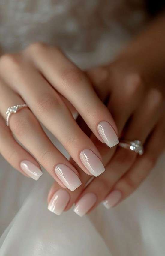 unha em gel vs unha acrílica para delicadeza