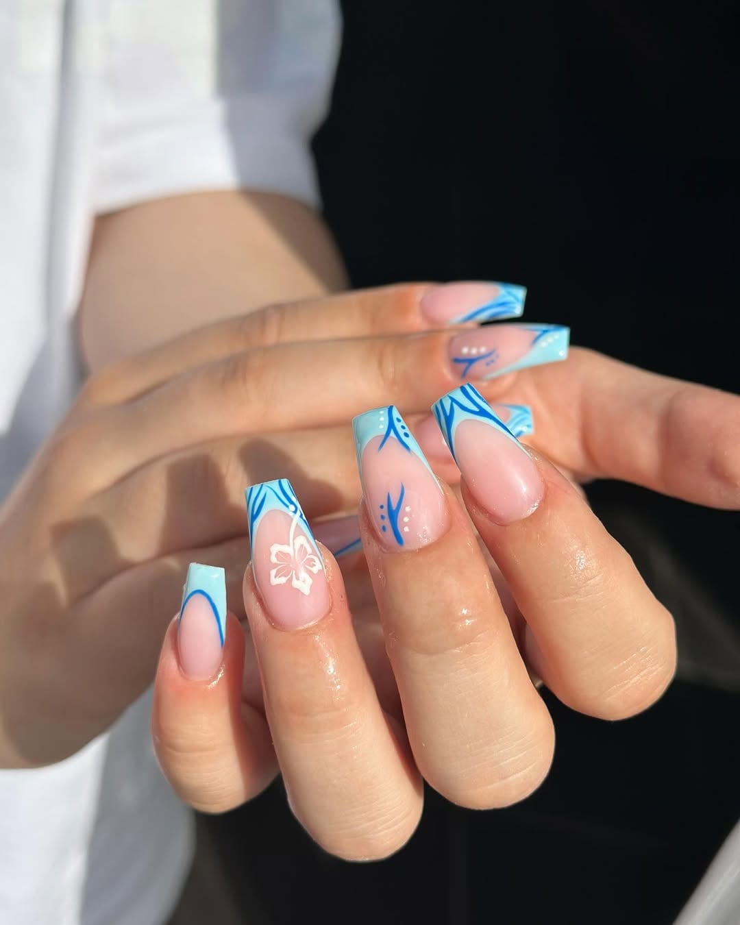 unha em gel preta bailarina