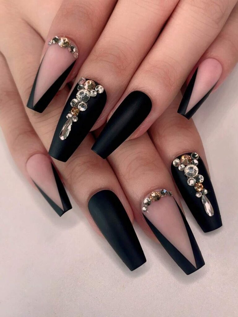 unha em gel preta bailarina