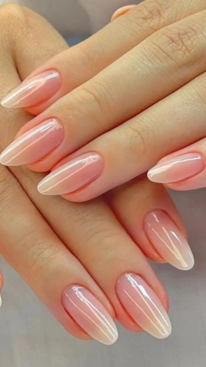 Unhas de Gel Simples Rosa Pálido
