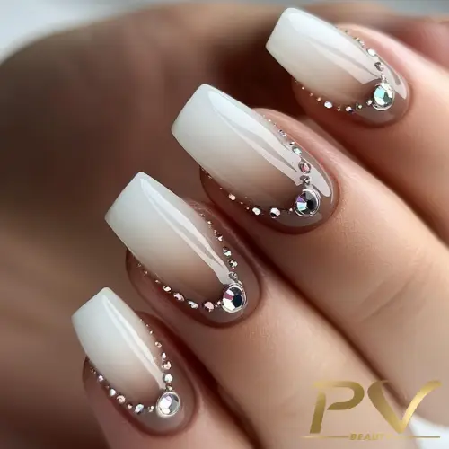 ideias de unha marrom com branco para inspiração