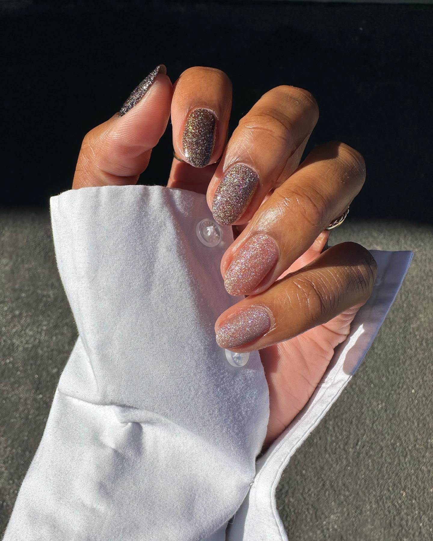 ideias de unhas postiças para ano novo brilhantes