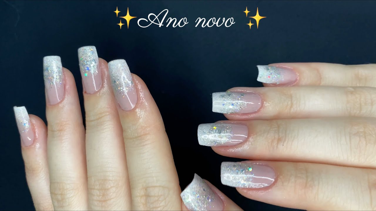 erros comuns ao usar unhas postiças no ano novo