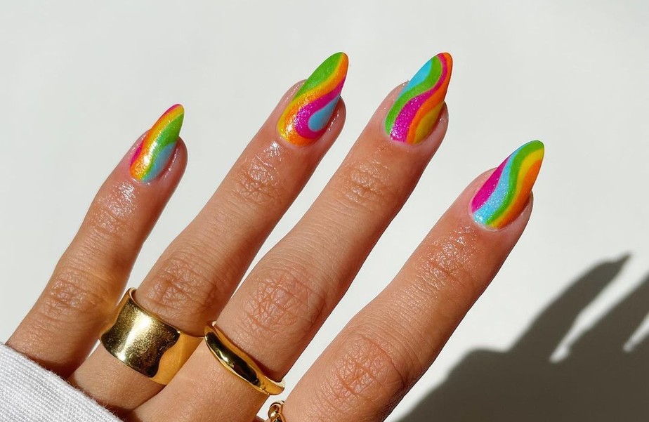 unhas artísticas carnaval