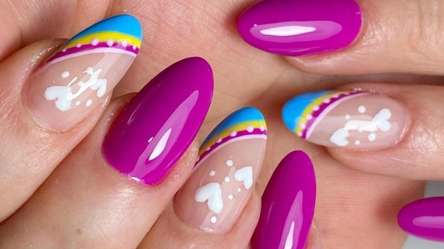unhas neon carnaval