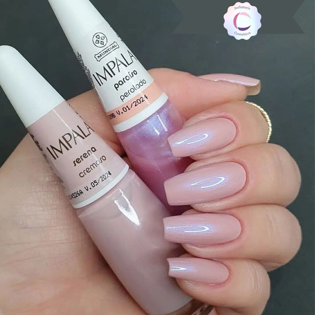 Unhas rosa claro elegantes