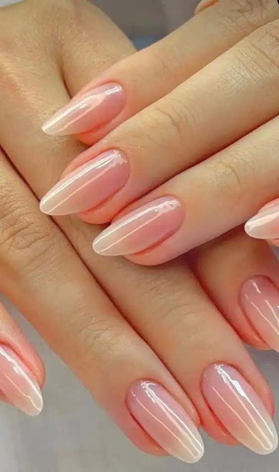 como fazer unhas transparentes em casa