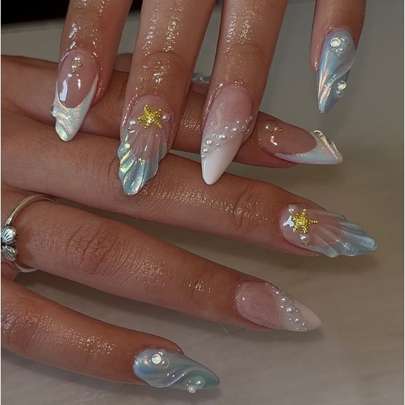 unhas 3d com pedrarias