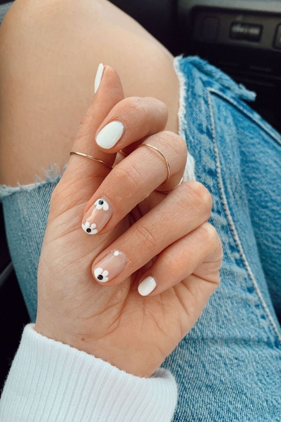 unhas aesthetic almond