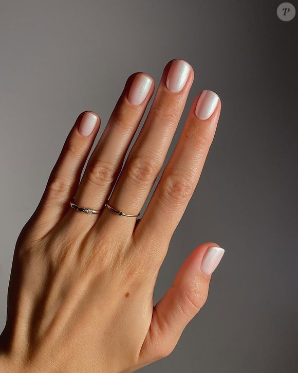 quanto custa manter unhas curtas elegantes no salão