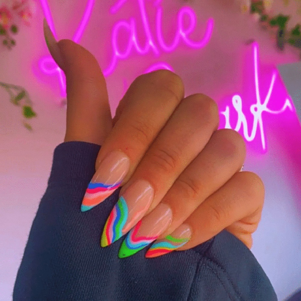 erros comuns ao fazer unhas da moda