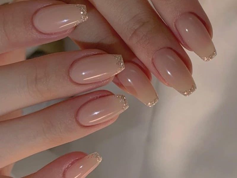 unhas de gel bailarina