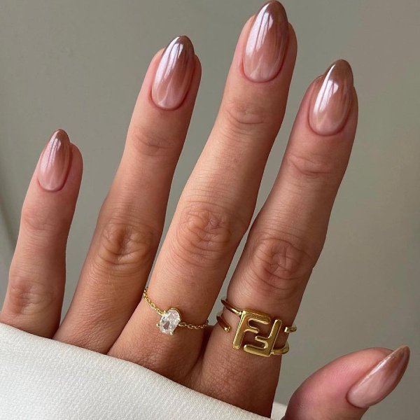 unhas de gel delicadas