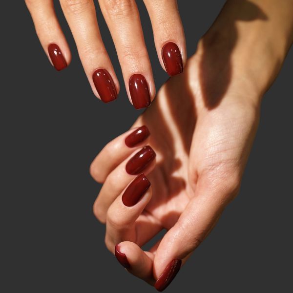 inspirações de unhas de gel delicadas para casamento