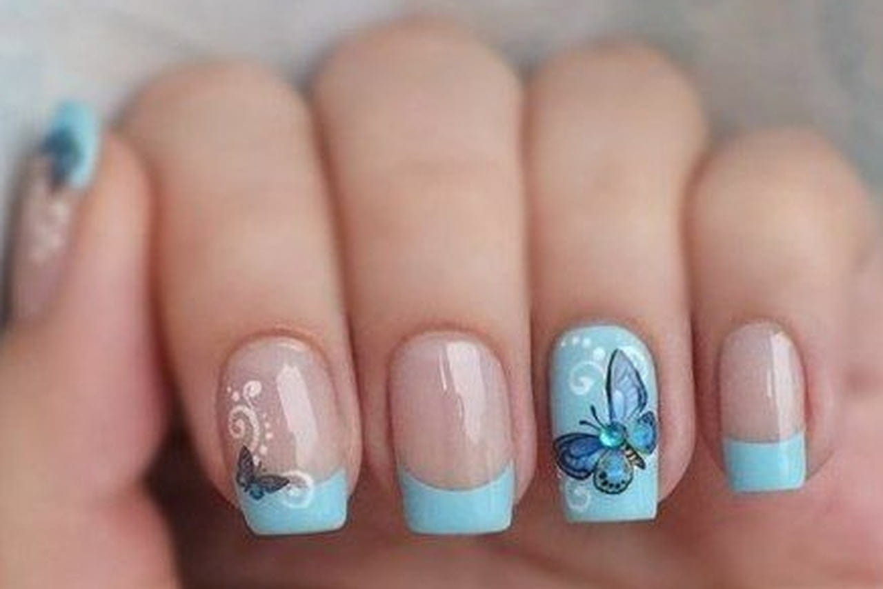 unhas decoradas com borboletas