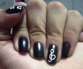 Os melhores adesivos de unhas com tema musical