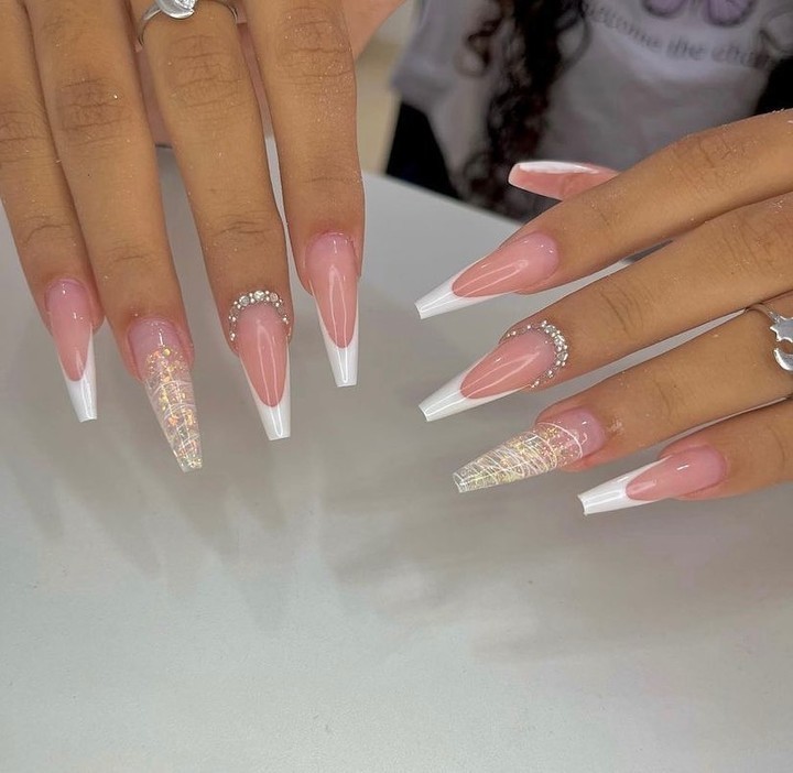 unhas decoradas ano novo com estrelas