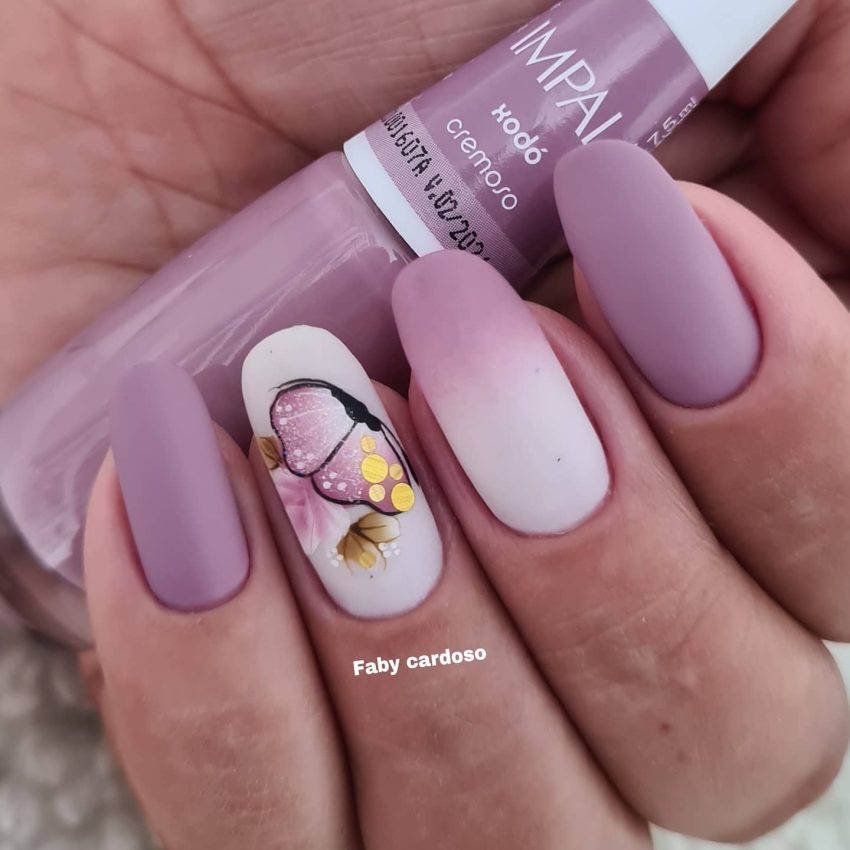 unhas redondas tons pastéis