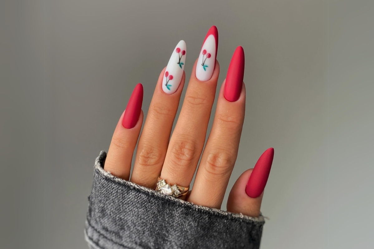 unhas decoradas vermelha