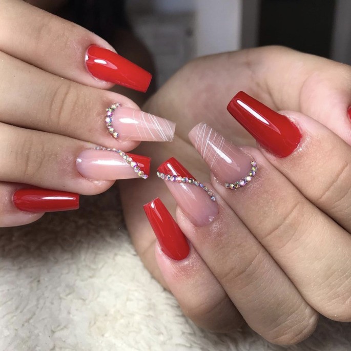unhas decoradas vermelha