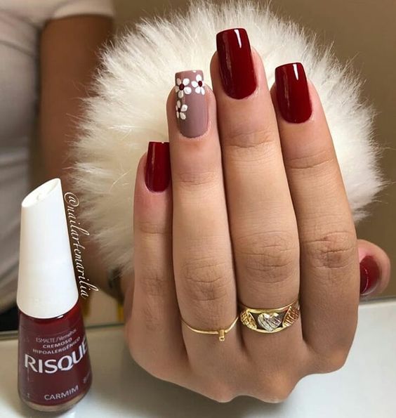 unhas decoradas vermelha