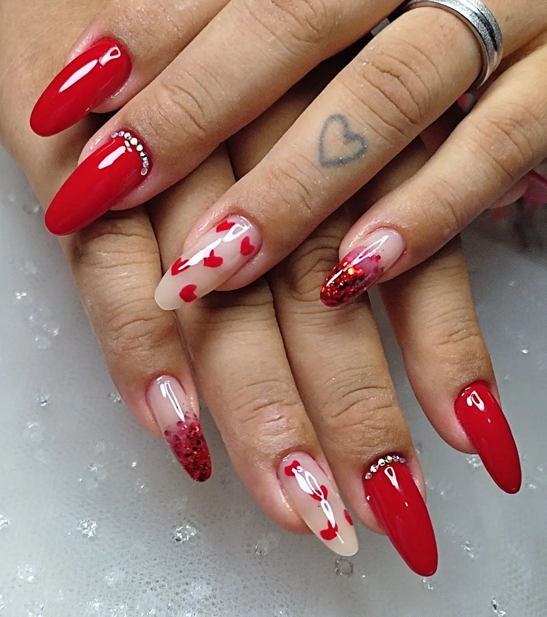 unhas decoradas vermelha