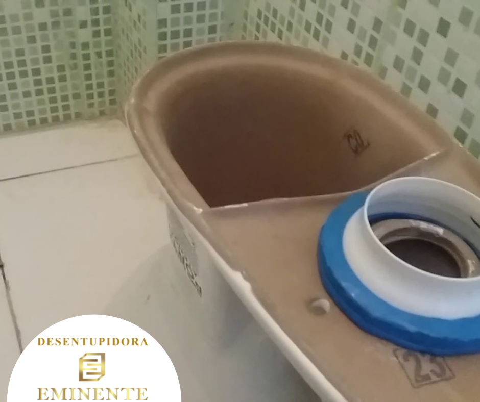 Como Identificar e Resolver Vazamentos Internos no Vaso Sanitário