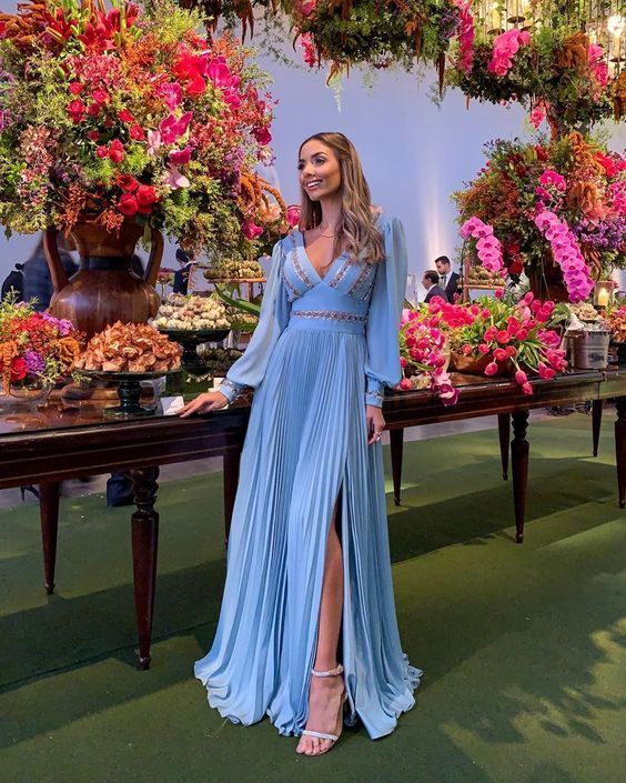 vestido azul celeste