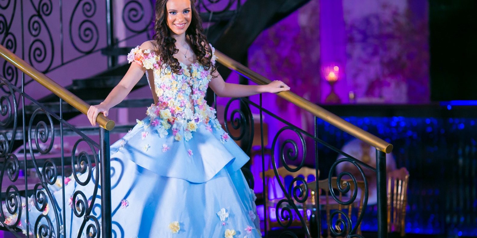 5 ideias de títulos:
1. Vestido Azul Celeste: Guia Completo de Estilos e Combinações
2. Como Usar Vestido Azul Serenity: Dicas de Moda e Ocasiões
3. Onde Encontrar o Vestido Azul Celeste Perfeito para Seu Evento
4. Acessórios que Complementam seu Vestido Azul Celeste
5. Vestido Azul Claro: Versatilidade para Festas e o Dia a Dia