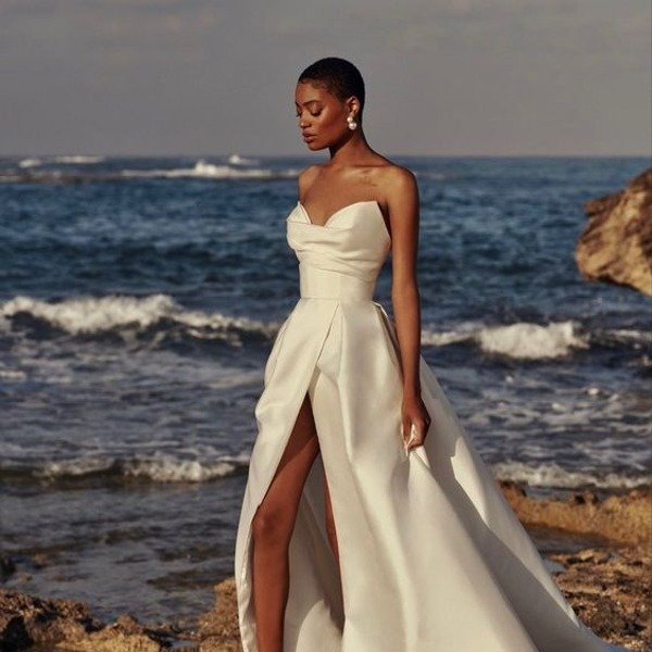 vestido de noiva na praia