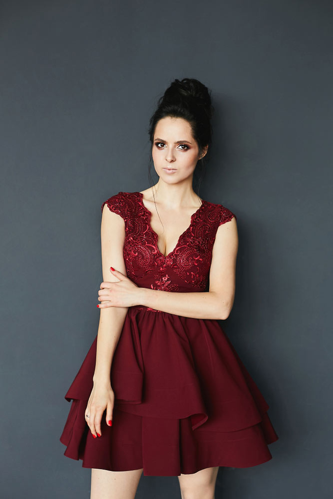 Onde Encontrar o Vestido de Formatura Perfeito: Lojas Online e Aluguel