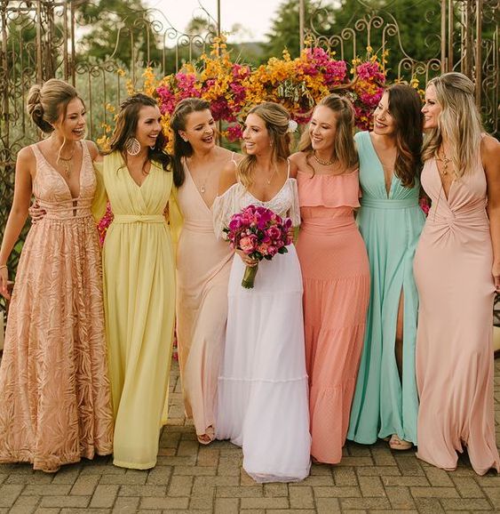 Guia completo de tecidos ideais para casamentos de dia