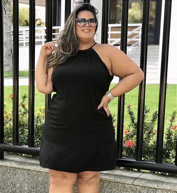 Como Combinar o Vestido Preto: Acessórios, Sapatos e Dicas de Estilo