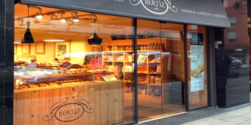 erros comuns na montagem vitrine natalina padaria