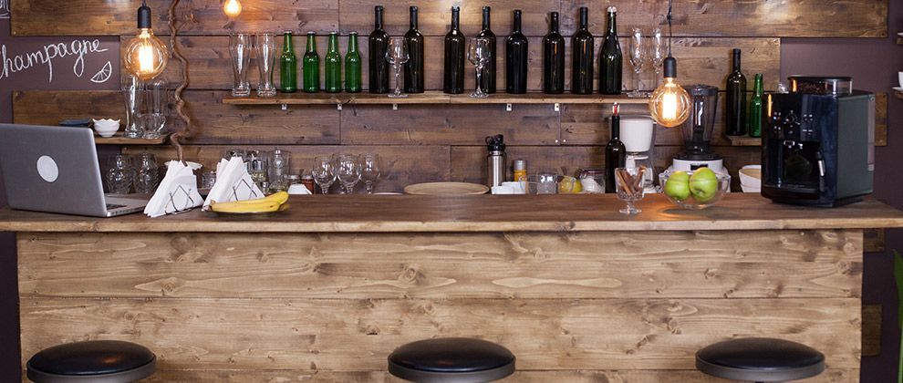 como montar um bar em casa