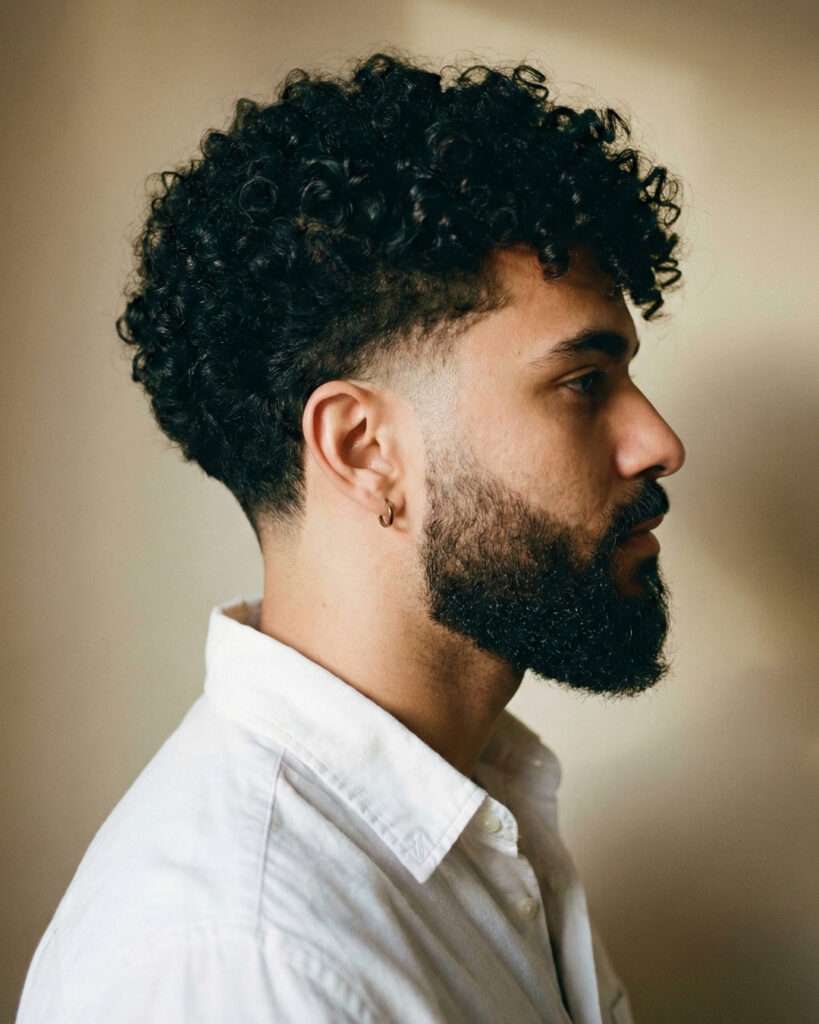 corte em U cabelo cacheado longo