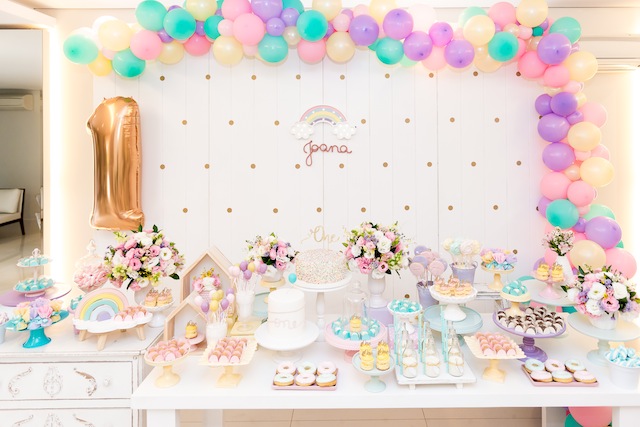 decoração festa 1 ano menina simples