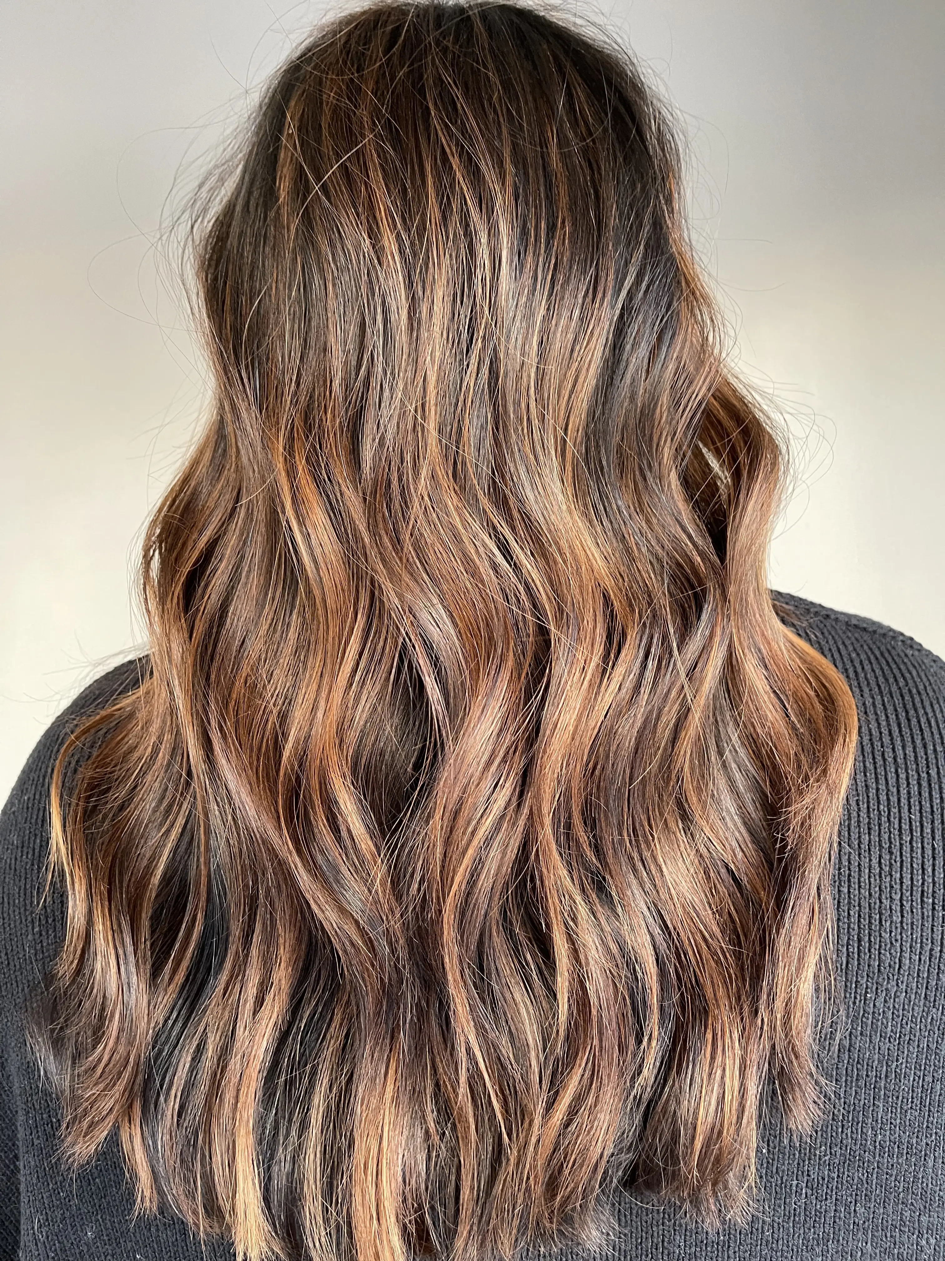 balayage morena iluminada